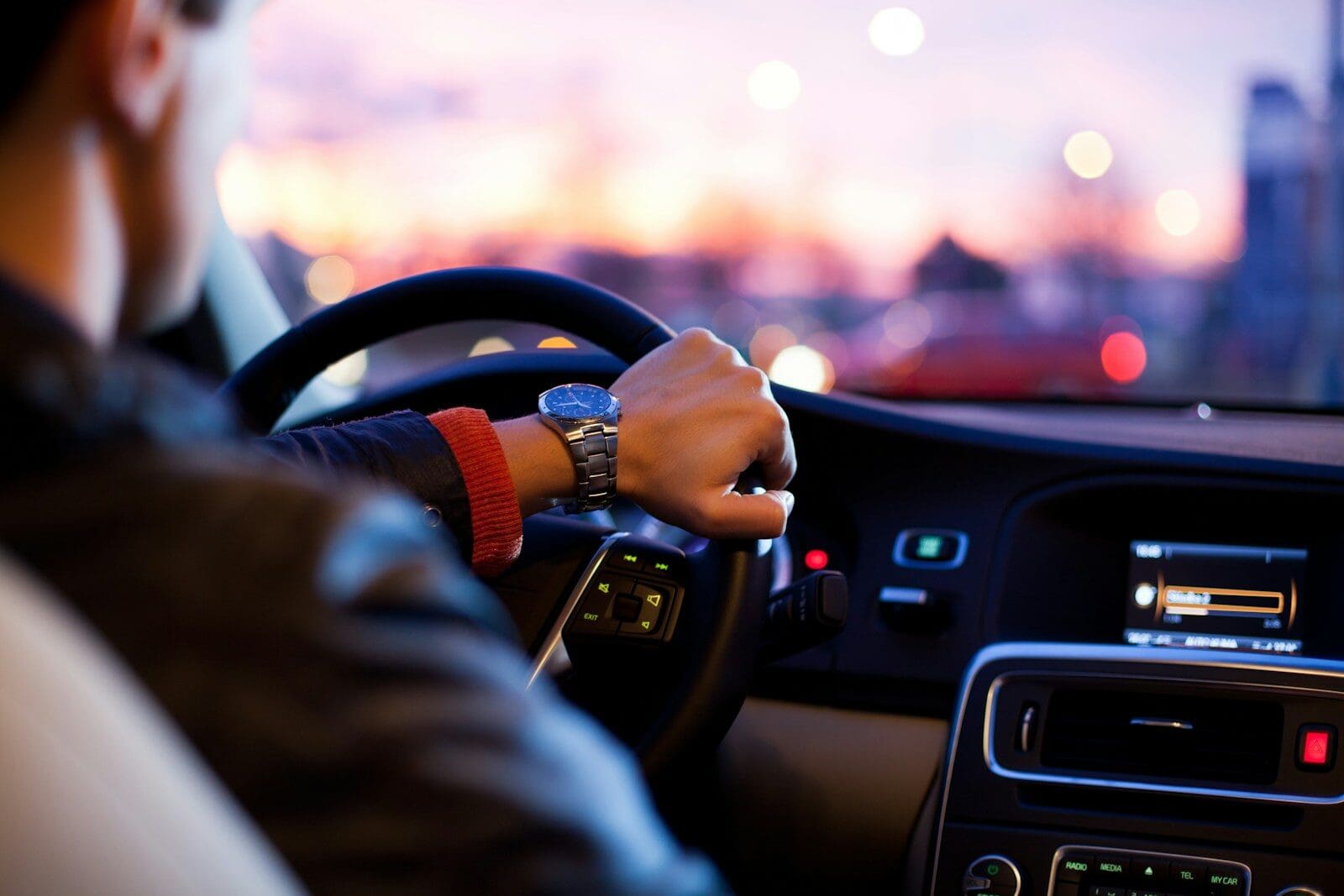 Tailgating Safely: Auto Insurance Tips for University of Oklahoma and Oklahoma State University Game Day Traffic